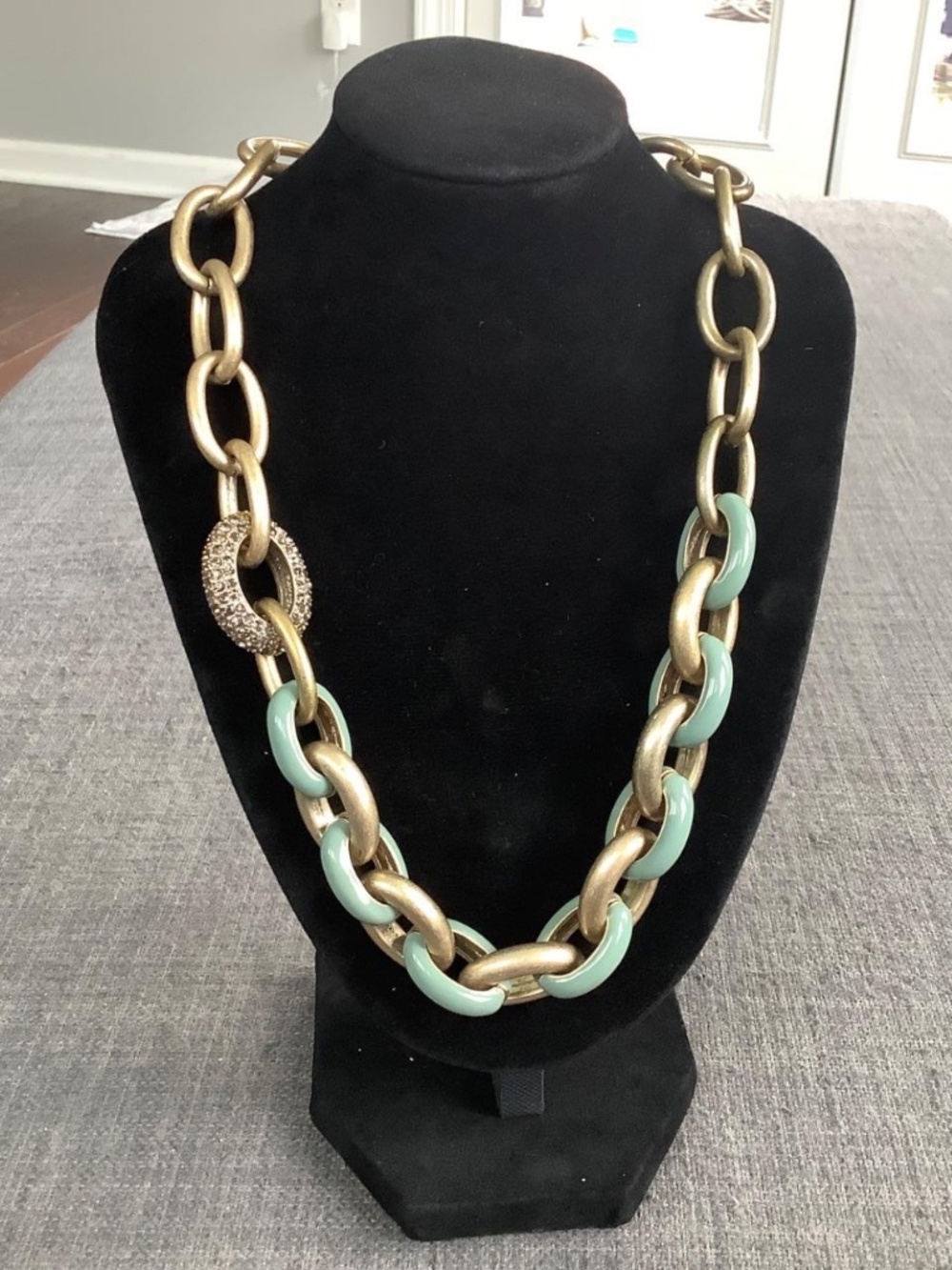 LOFT/Ann Taylor Matte Gold Necklace